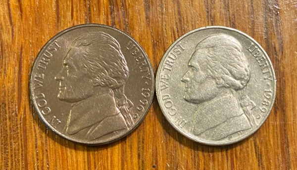 1996---D--Jefferson--Nickel---Black-Color?