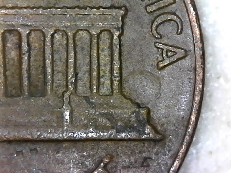 1970-S-Penny--With-Alot-Going-On-DDR?-Floating-Roof?