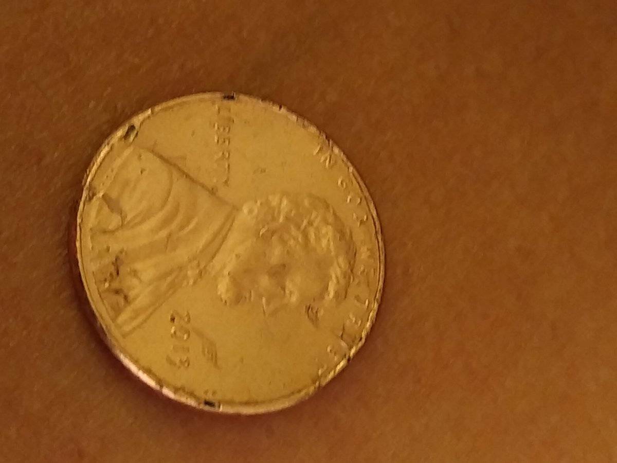 Please-Help-Me-Figure-Out-This-2013-Lincoln-Shield-Penny..it-Is-Unique...