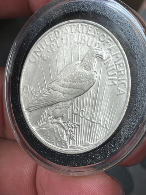 Interesting-Peace-Dollar-Spotted-Today-1922
