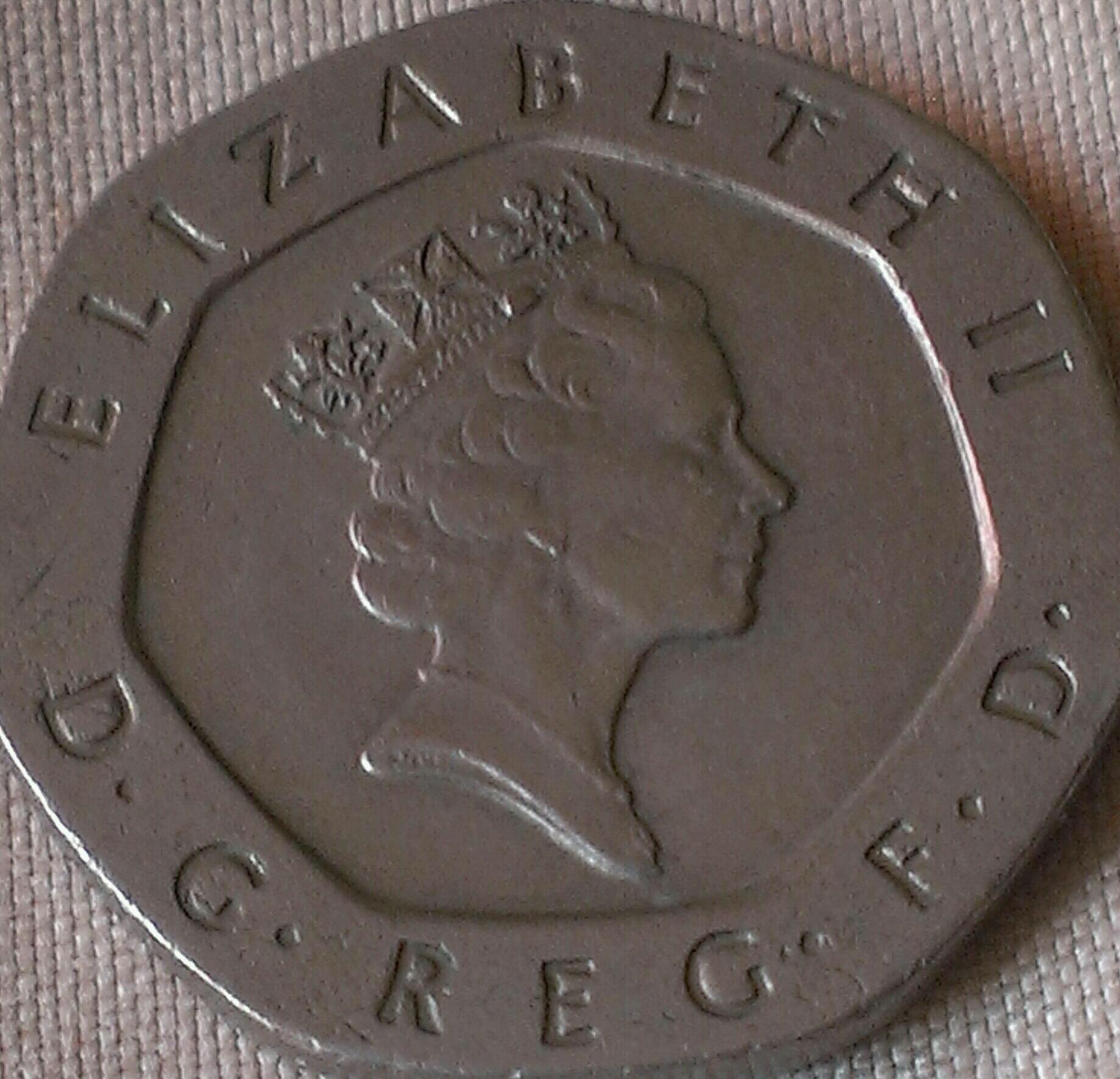 20-Pence-Coin-From-UK---Is-This-A-Legit-Error-Coin?