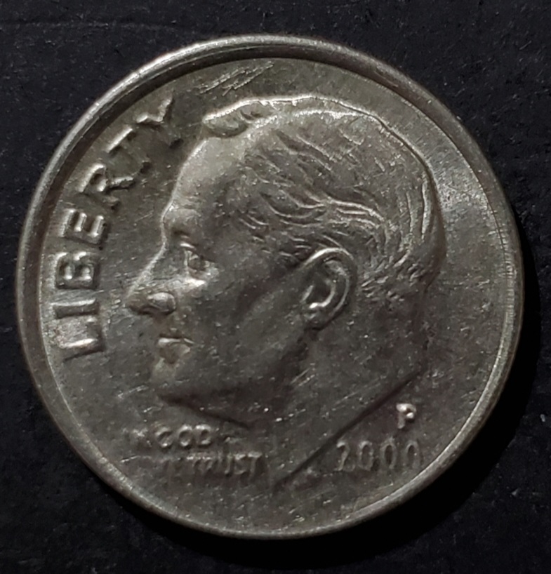 2000-P-Dime-Misaligned-Affecting-Letters