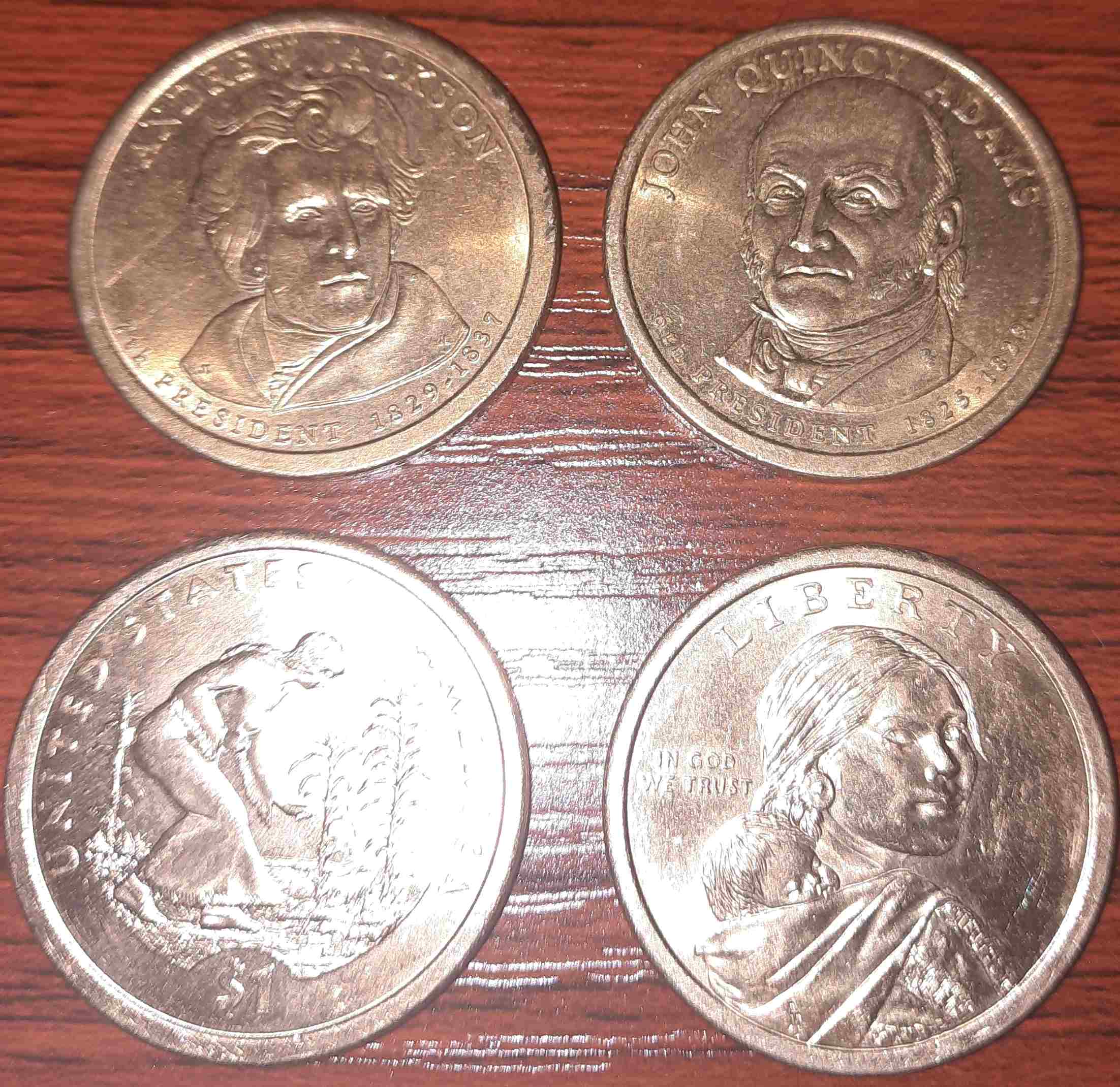 Hunting-Dollar-Rolls,-To-Me-The-Design-On-Several-Of-The-Coins-Seem-Off-Center.