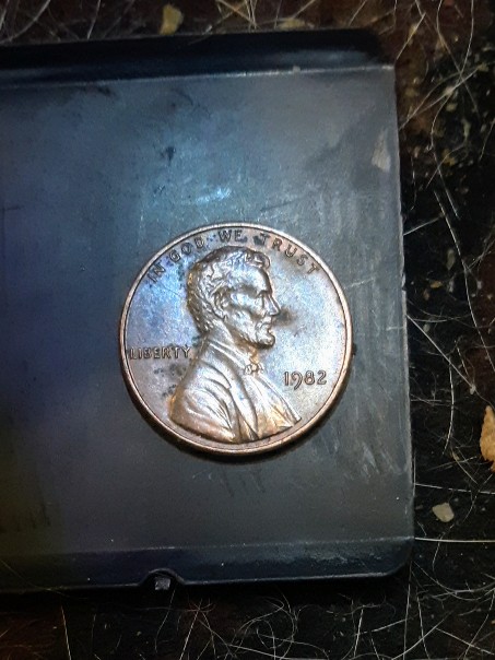 1982-Small-Date-Zinc-DDR?