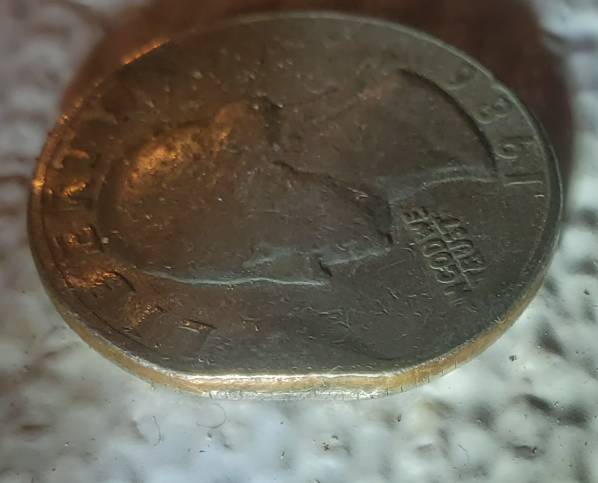 Just-Found-This-1986-P-Washington-Quarter,-With-A-Clip-Missing,-PMD?