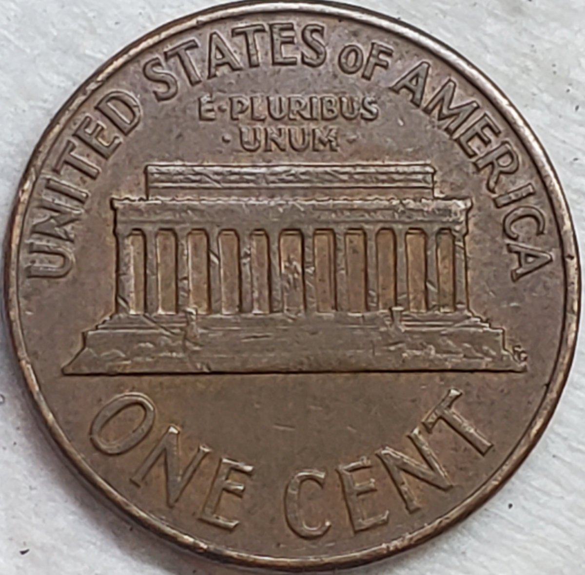 1961-D-Lincoln-Memorial-Cent,-Extra-Strip-Running-Down-East-Side-Of-Bust?
