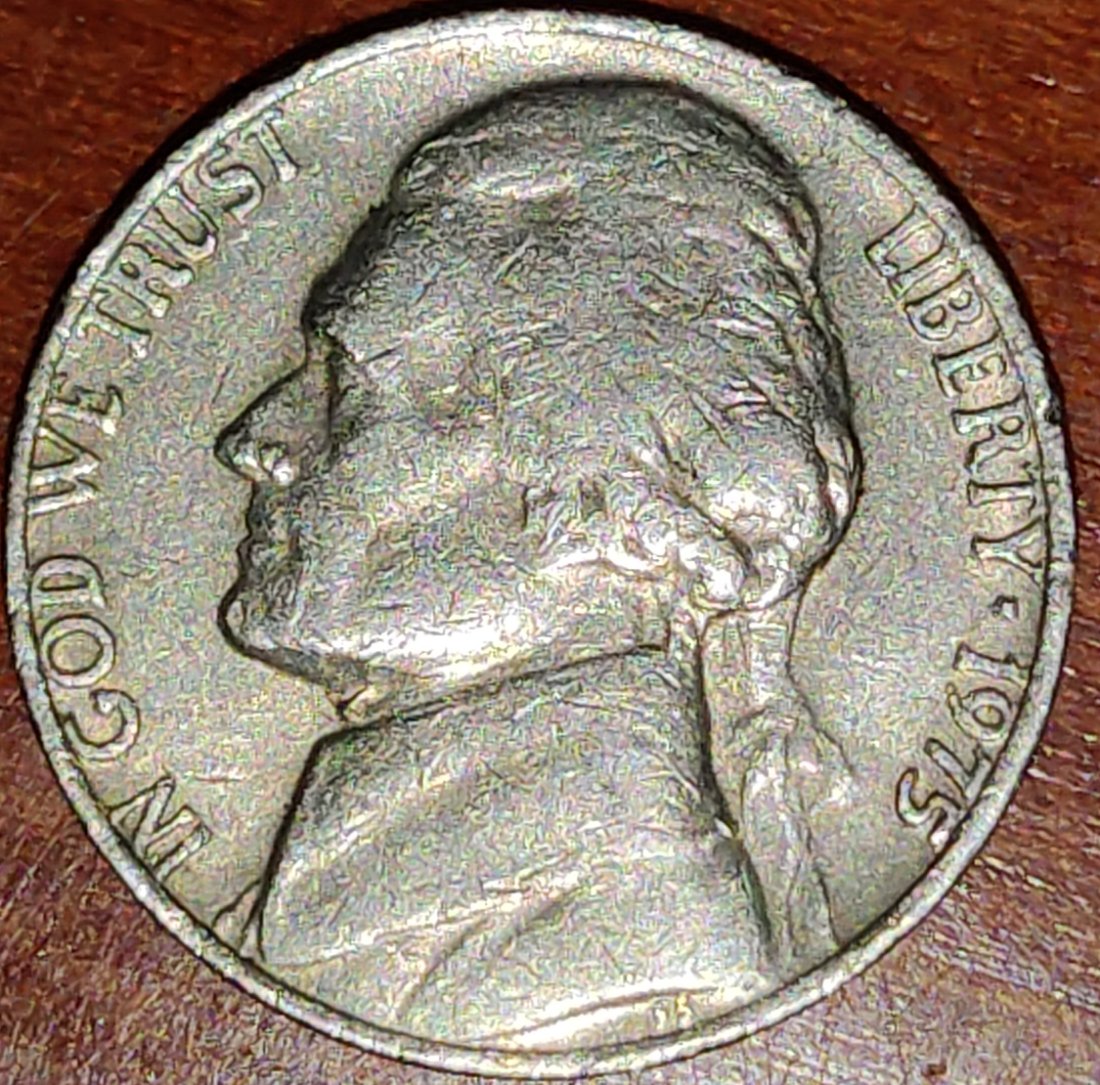 New-Collector-Please-Help.-1975-Nickel-Error?