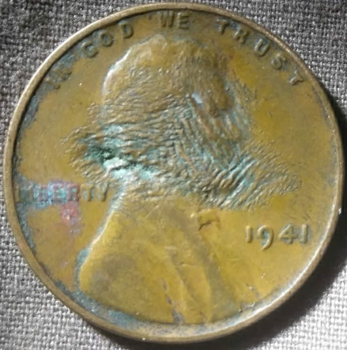 1941-Wheat-Penny-With-Finger-Print-Imprint-On-Lincoln's-Face