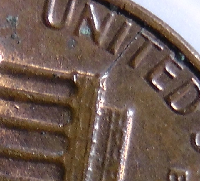 1983-Dirty-Old-Penny-With-Cracks-On-The-Back