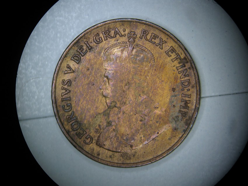 1935-Canadian-1-Cent-/-Is-It-A-Woody