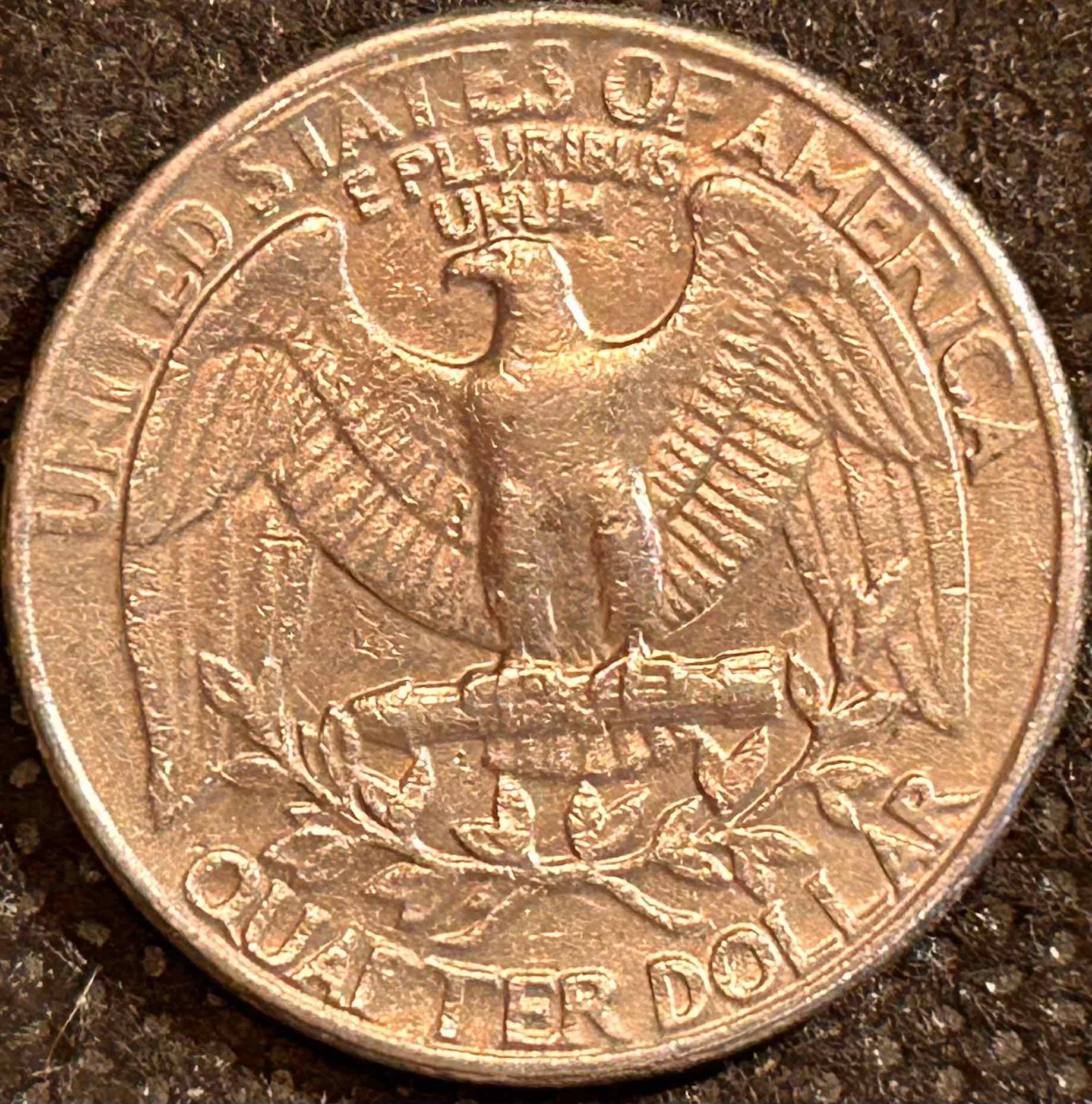 1983-D-Mint-Washington-Quarter.-Is-This-A-Strike-Error-Or-Circulation-Damage?