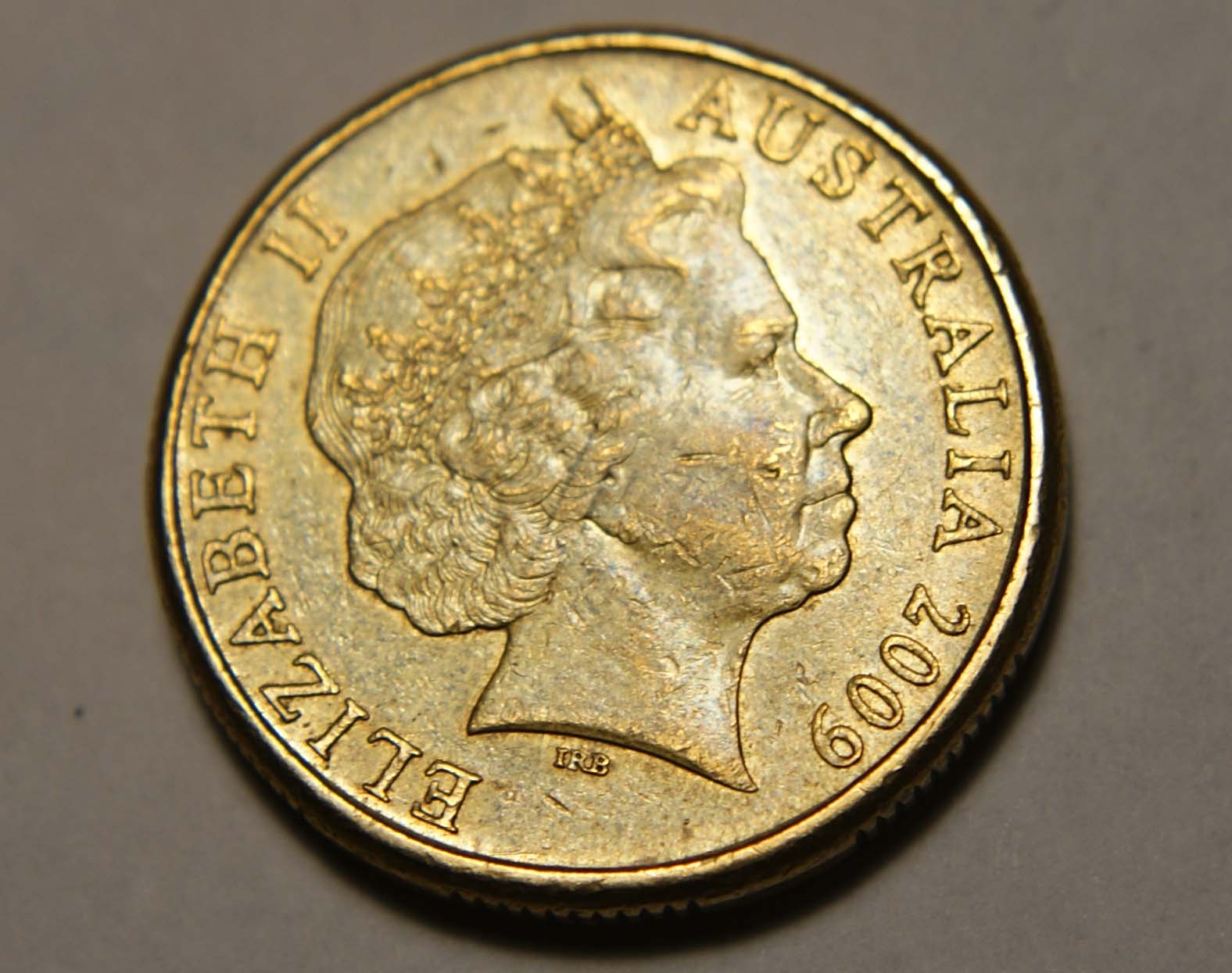 2009-$1-Coin-Kangaroo-Missing-A-Leg?