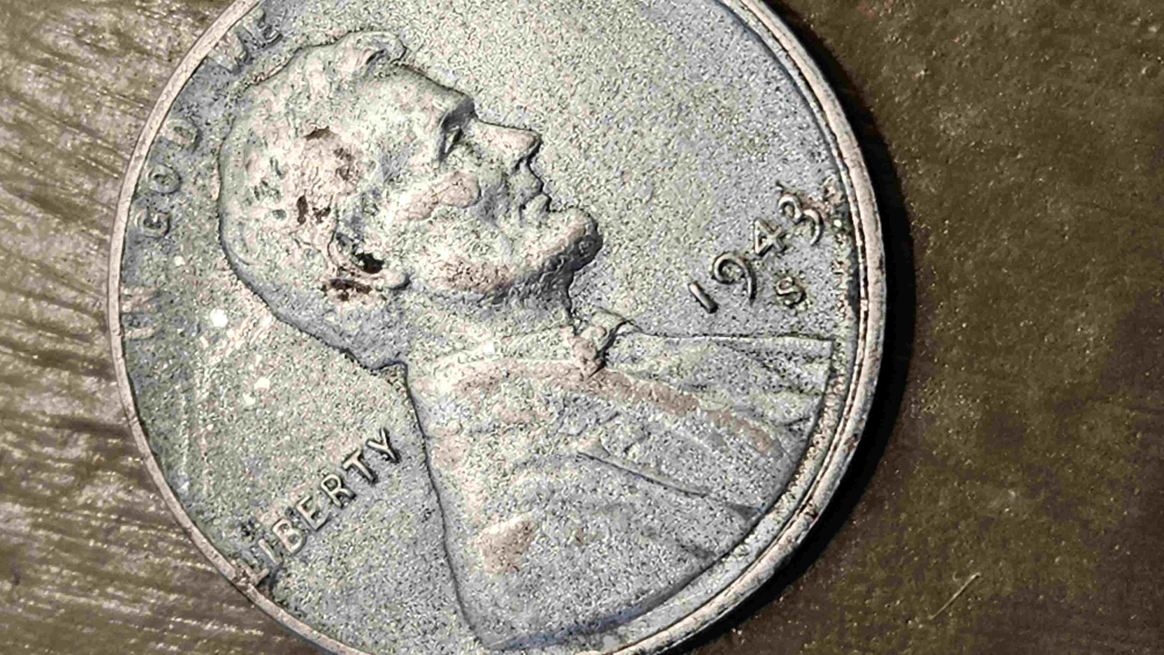 1943-S-Wheat-#2,-Reverse-Is-Cracked?