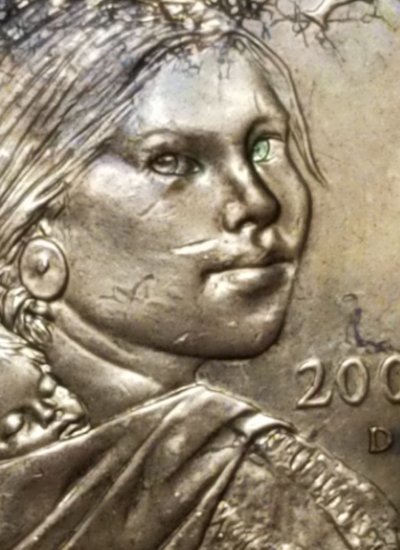 Sacagawea-2000-Dollar-Coin-Green-Eyes