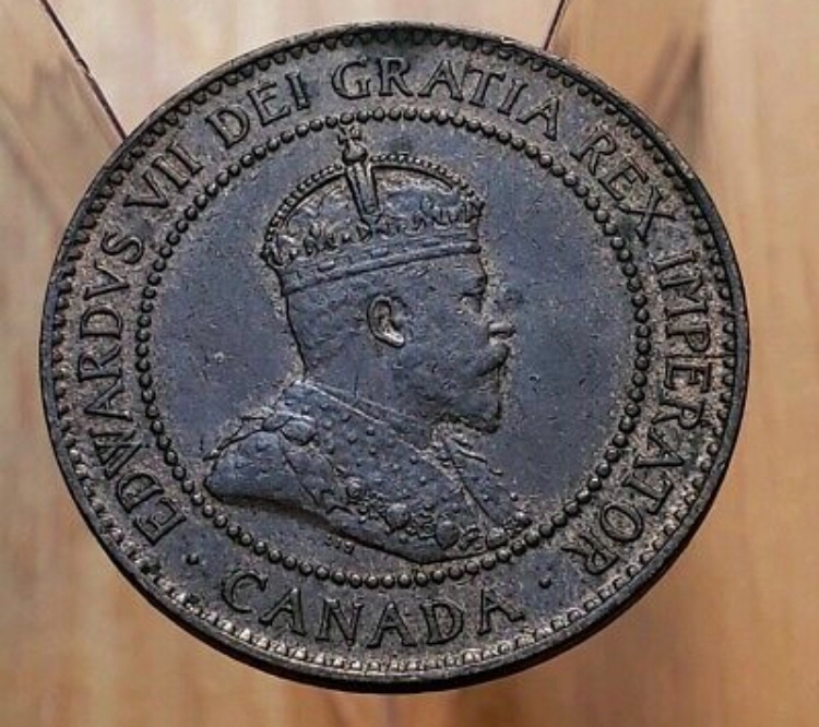 1900-And-1902-Canadian-Pennies