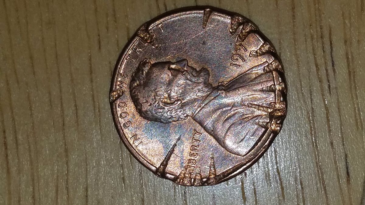 1990-Lincoln-Memorial-Cent-I-Found-Error-Or-PMD.