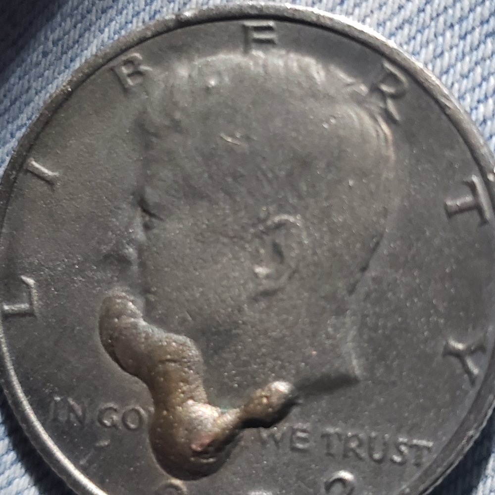 1972-?Mint-Not-Visible-See-Picshalf-Dollar-Melted-Or-Error