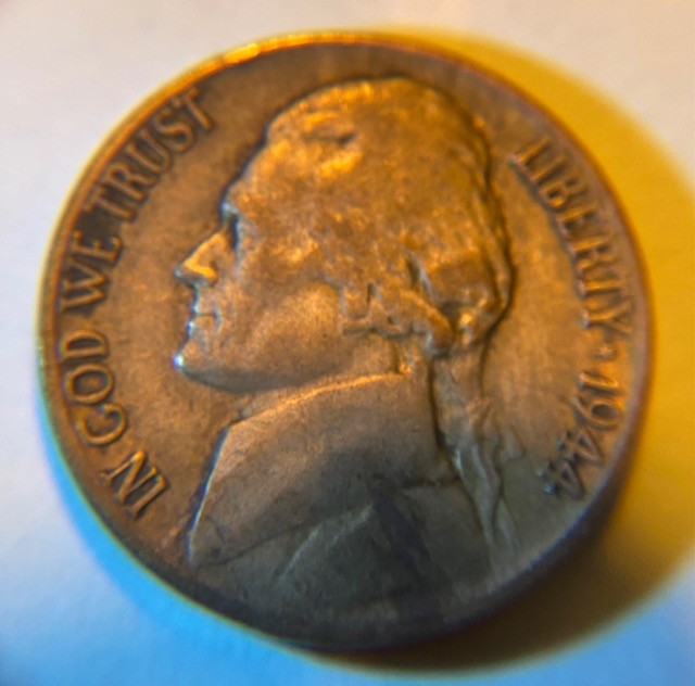 Extra-Monticello-On-War-Time-Nickel-1944-D?