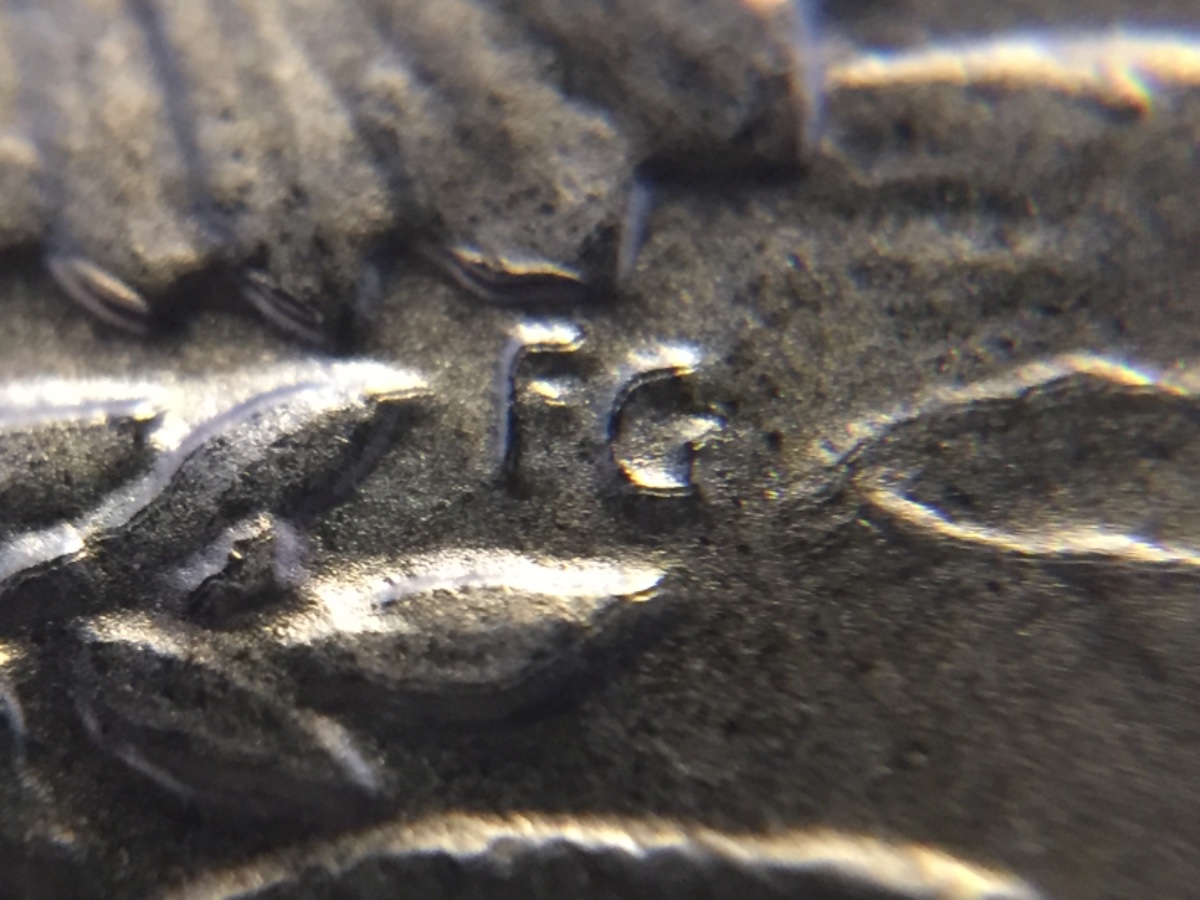 1974-S-Ike-Dollar--DDR-001-On-VV