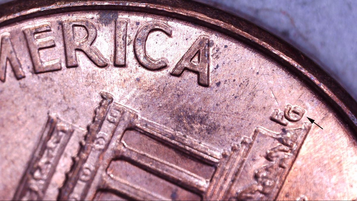 2005-LMC-Entire-Right-Side-Of-Reverse-Shows-Doubling