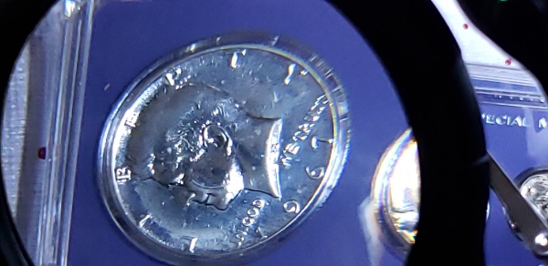 Rare-Coins-In-Uncirculated-Package