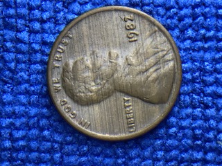 Stripes-Across-This-1982-Cent?-What-Are-They-From?
