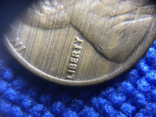 Stripes-Across-This-1982-Cent?-What-Are-They-From?