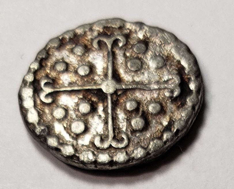 Token-Or-Coin?--ID-Assistance