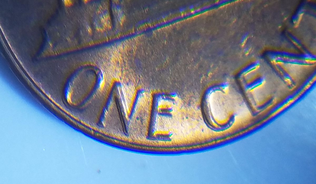 1982-Large-Date-Cooper-Cent,-Double-Die-Reverse-Or-Machine-Doubling?
