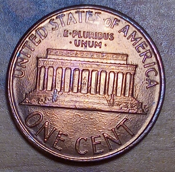 1988-D-Lincoln-Memorial-Cent-With-Toning-For-Grading