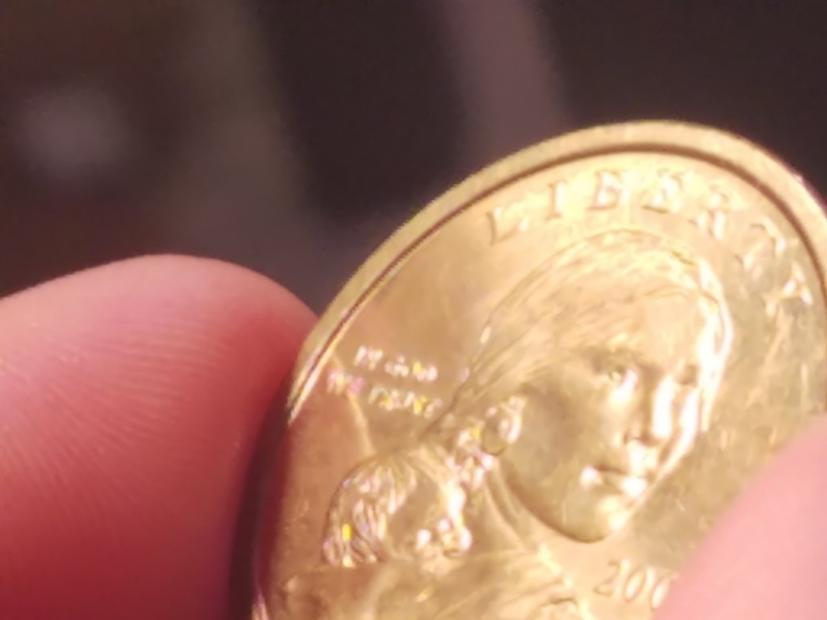 2000-D-Sacagawea-Dollar-Coin-Hologram