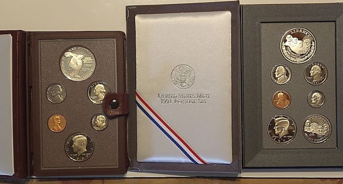 1983-Prestige-Proof-Set.-In-A-Gray-Felt-Box?