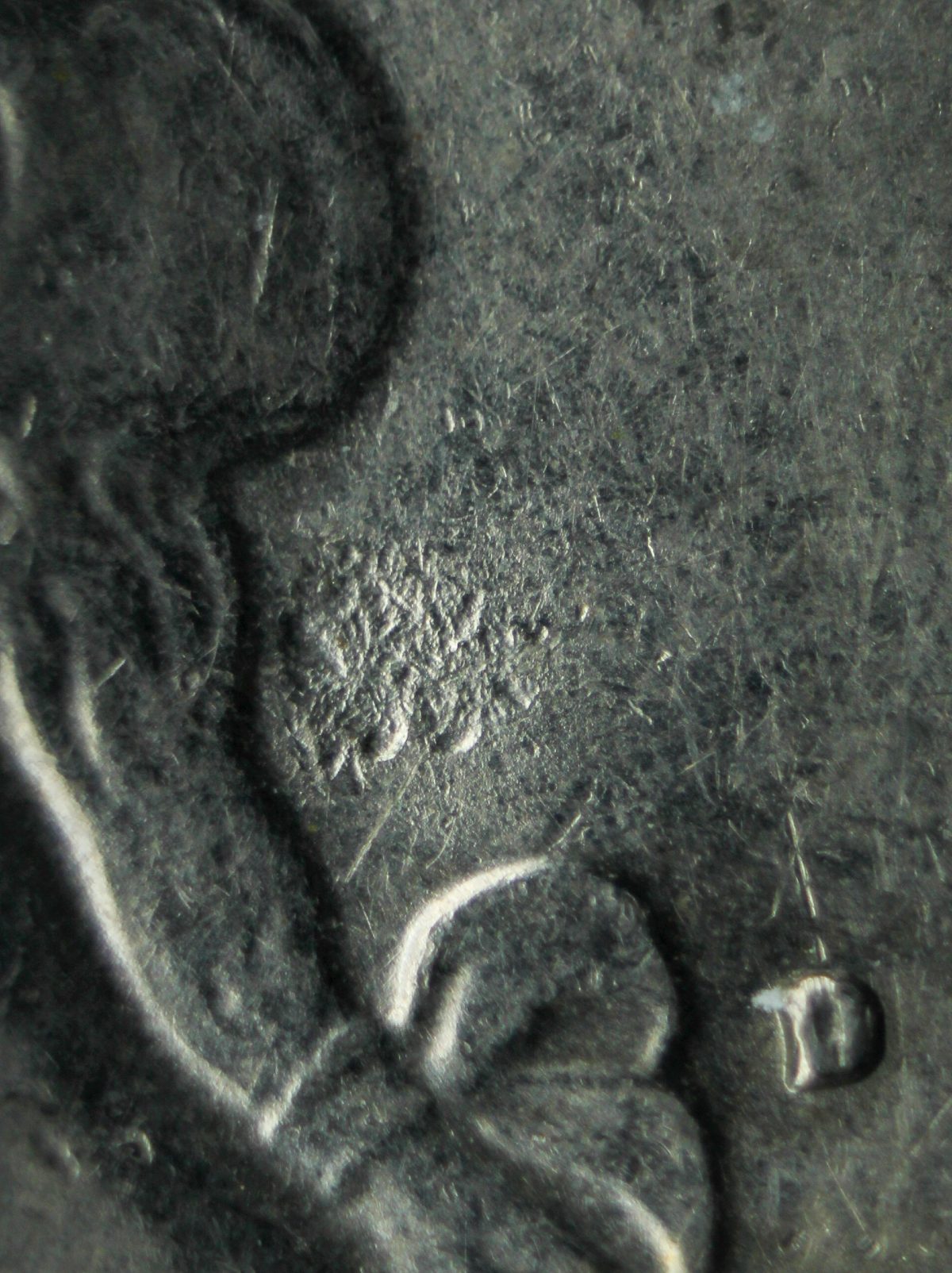 1976-D-Quarter-Struck-Though-Grease/Debris