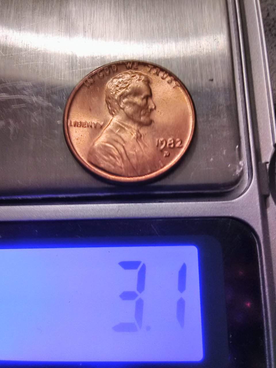 Red-Paper-Roll-Of-1982-Pennies-.