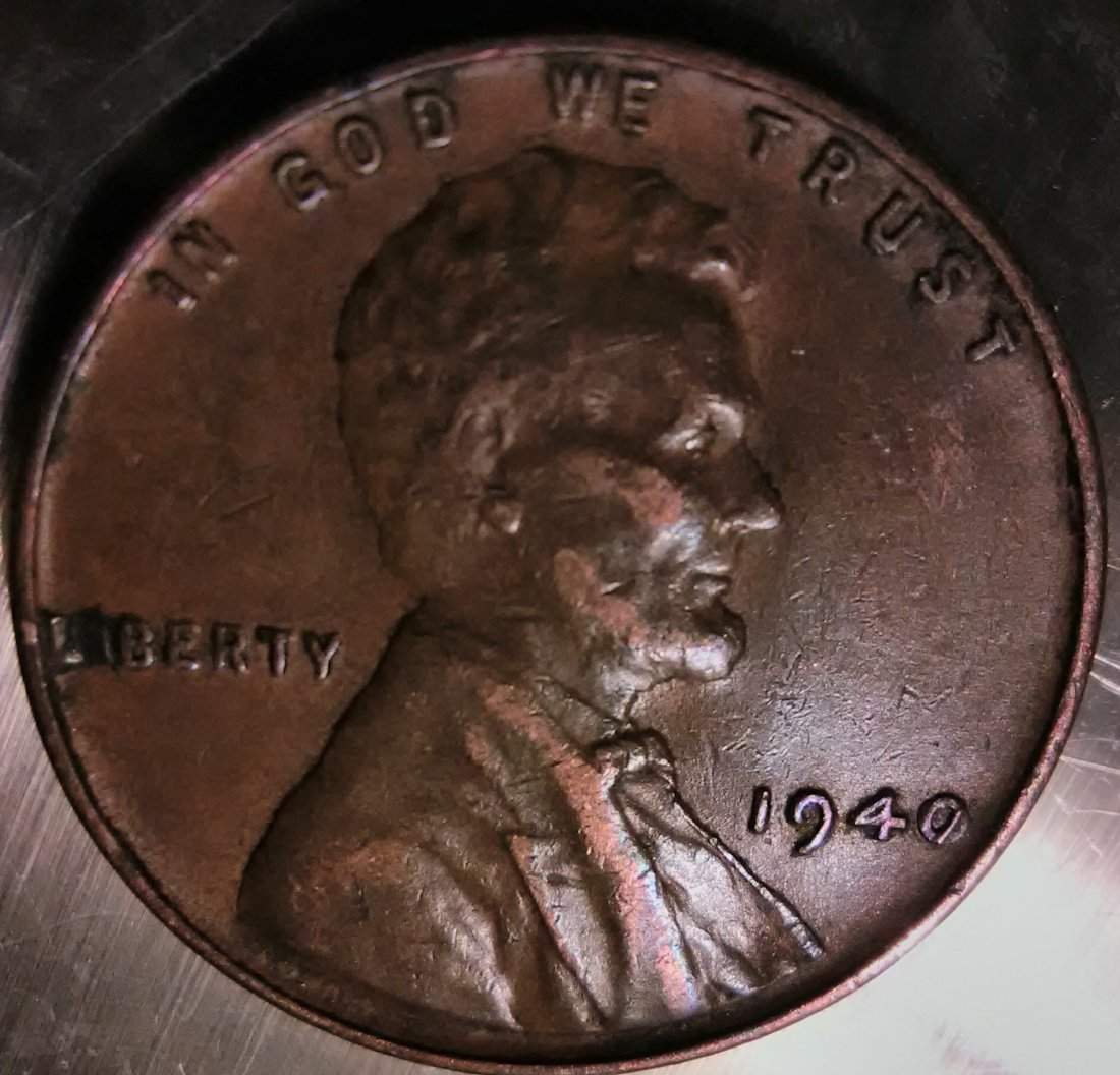 Red-Paper-Roll-Of-1982-Pennies-.