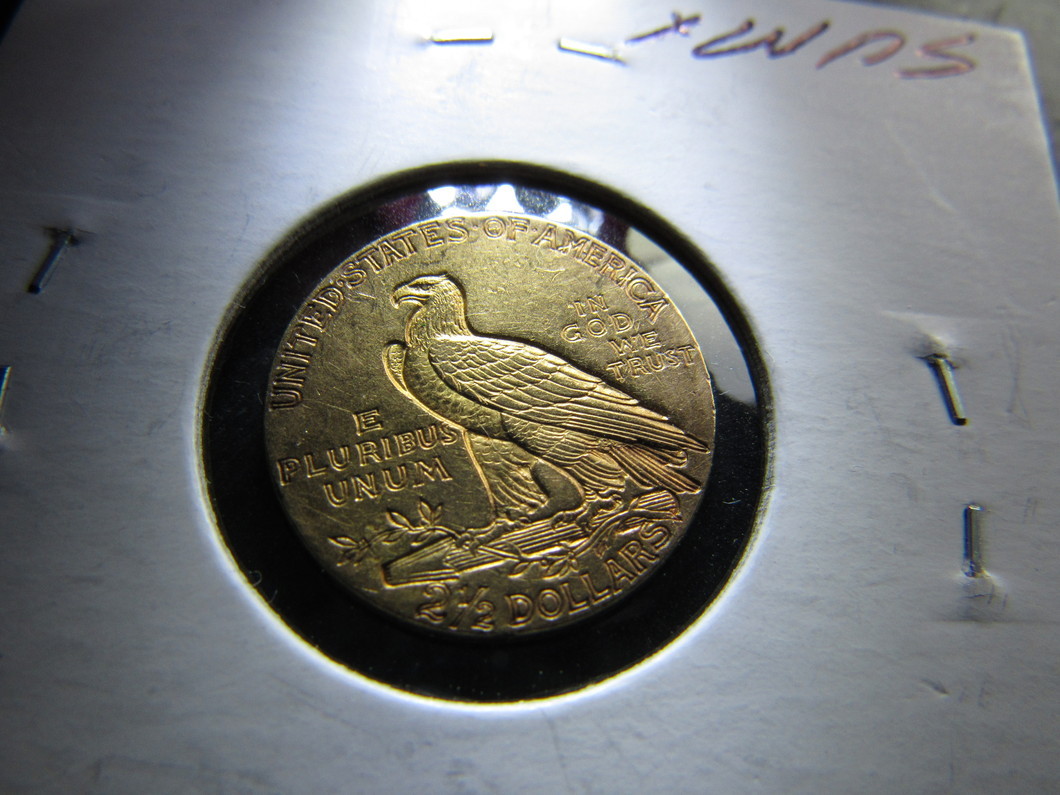 1927-&1928-Around-AU-Raw-$2.50-Gold-Indians