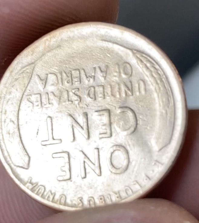1941-Penny-Lincoln-Faintly-Showing-On-The-Back?