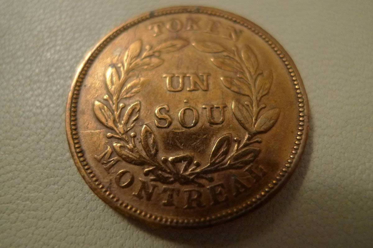 Post-A-Coin-Or-Medal-With-A-Die-Crack!