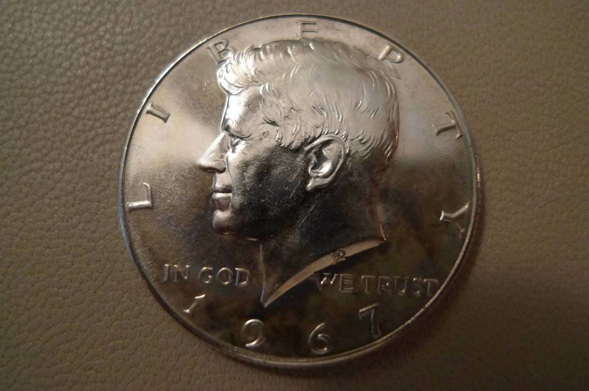 1967-Half-Dollar-From-Special-Mint-Set-.