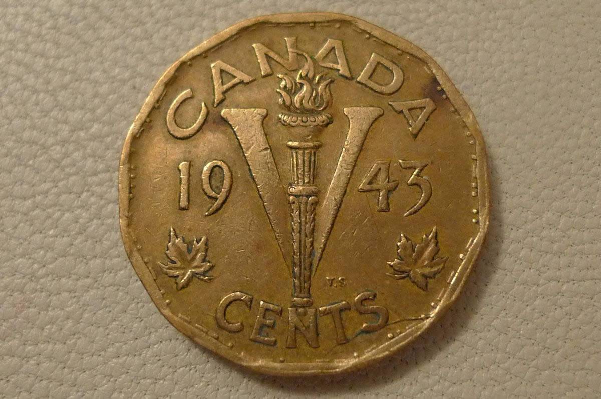 Post-A-Coin-Or-Medal-With-A-Die-Crack!