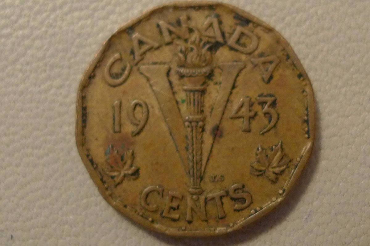 Post-A-Coin-Or-Medal-With-A-Die-Crack!