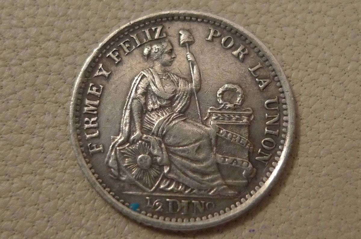 Post-A-Coin-Or-Medal-With-A-Die-Crack!