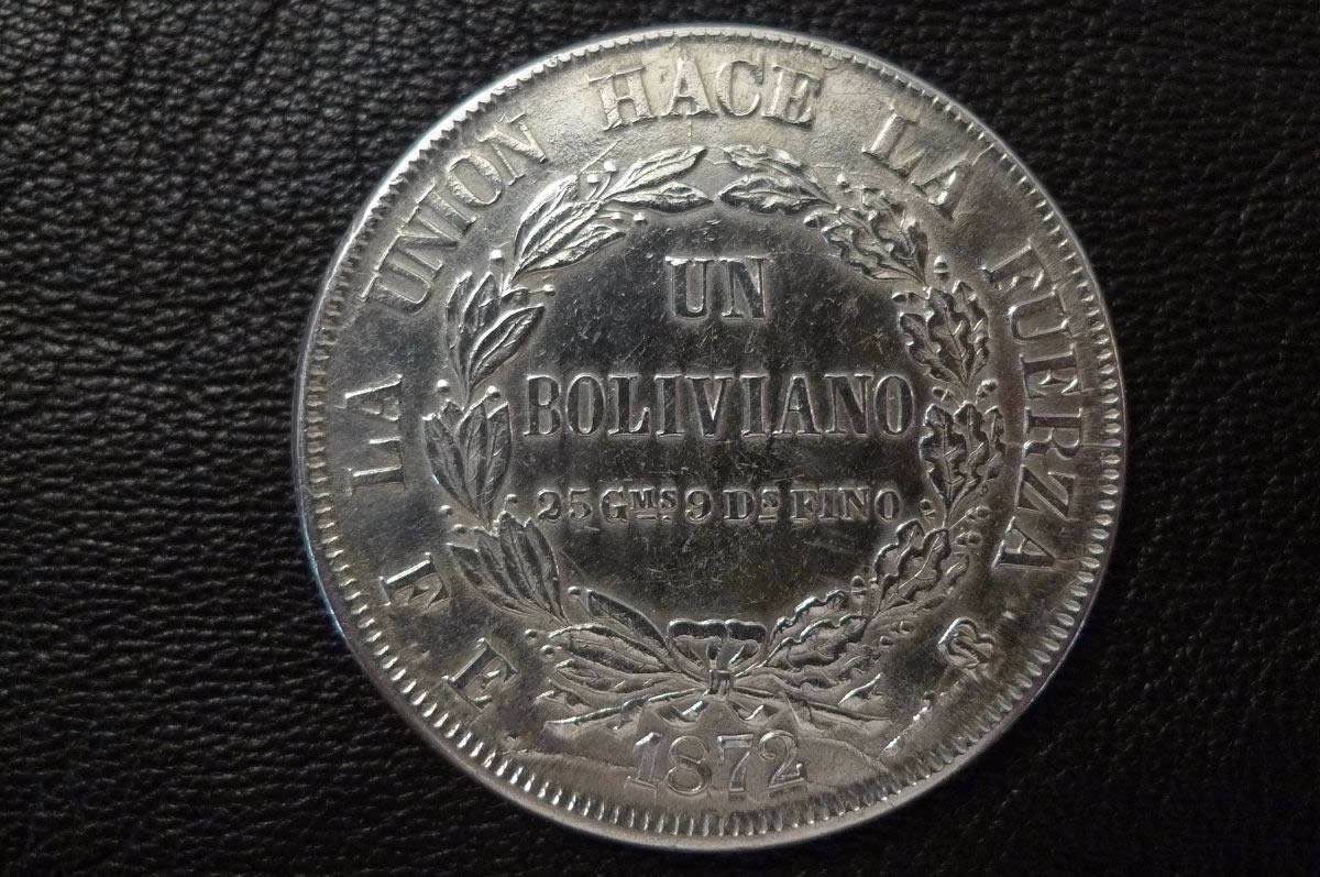 Post-A-Coin-Or-Medal-With-A-Die-Crack!