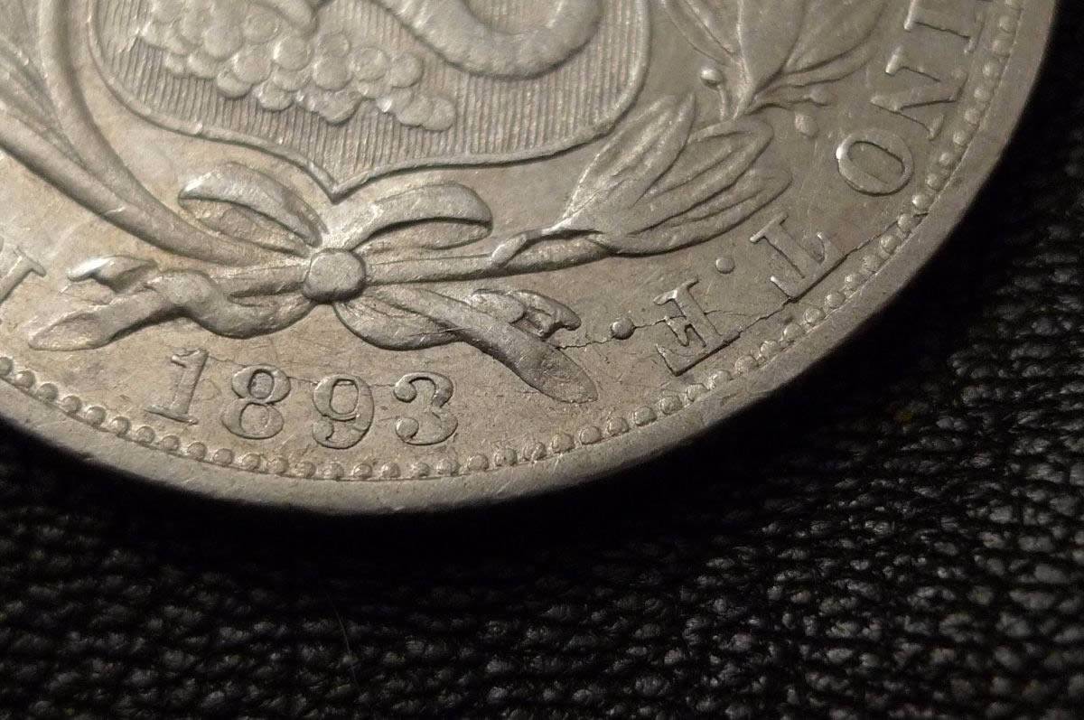 Post-A-Coin-Or-Medal-With-A-Die-Crack!