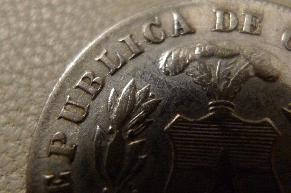 Post-A-Coin-Or-Medal-With-A-Die-Crack!