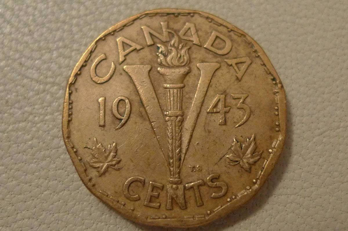 Post-A-Coin-Or-Medal-With-A-Die-Crack!
