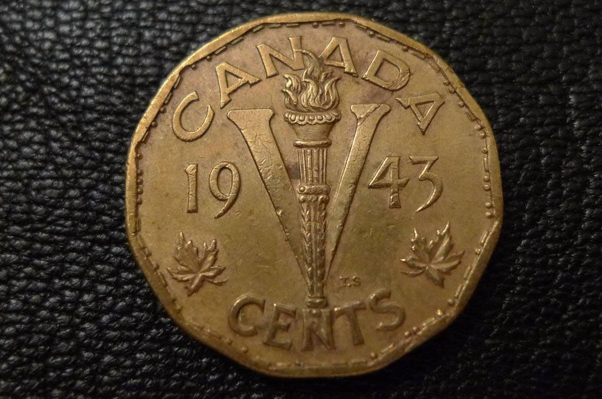 Post-A-Coin-Or-Medal-With-A-Die-Crack!