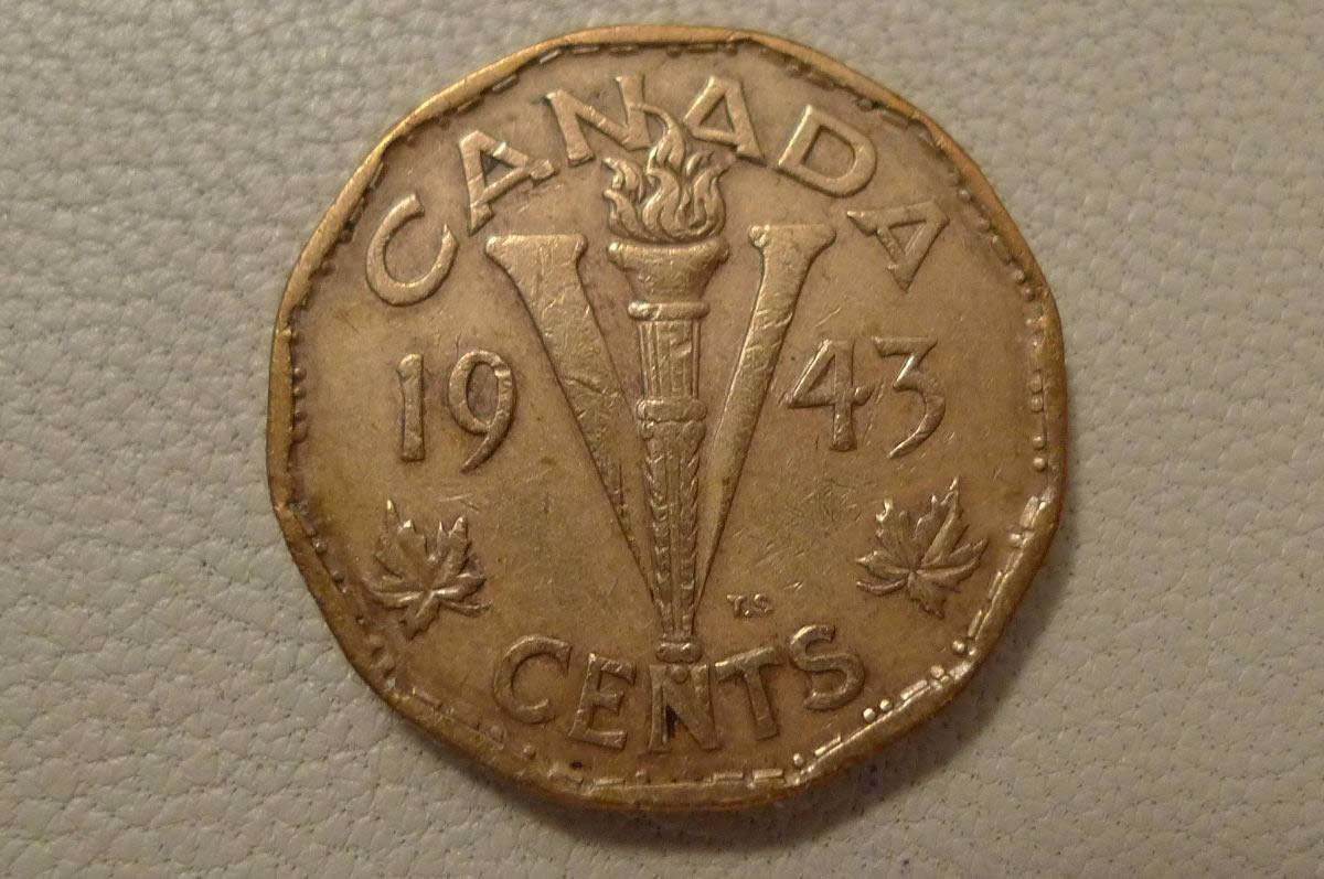 Post-A-Coin-Or-Medal-With-A-Die-Crack!