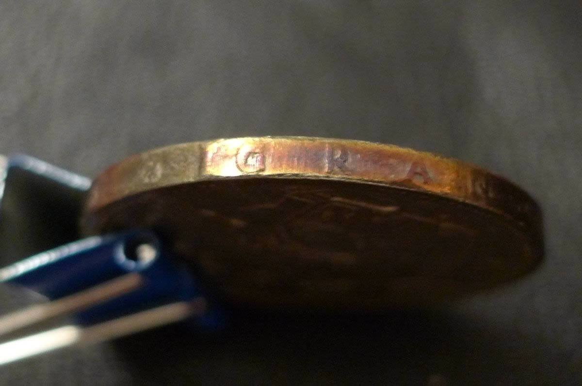 Show-Your-Coins-With-Different-Edges