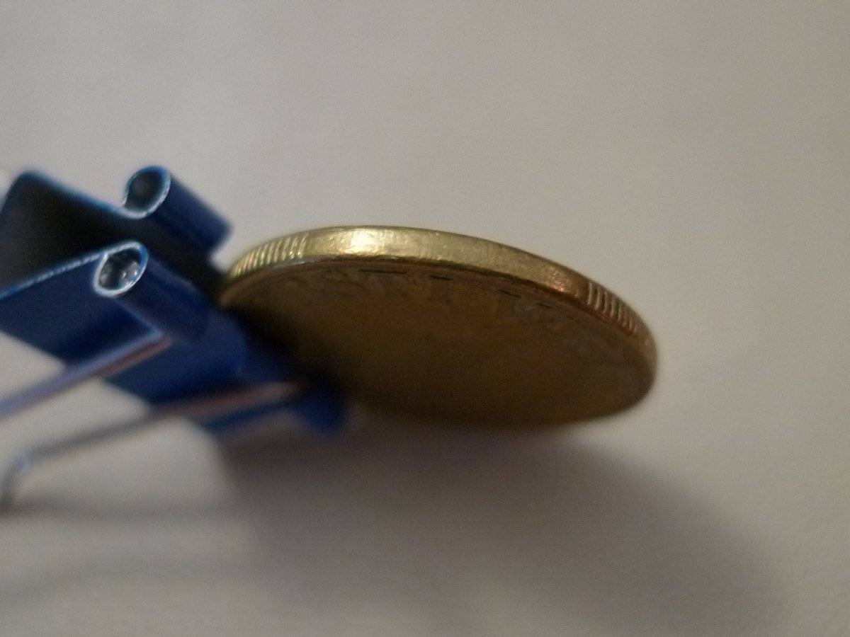 Show-Your-Coins-With-Different-Edges
